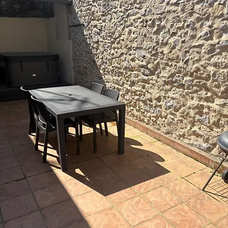 아파트 3 Pieces Terrasse Et Jacuzzi *